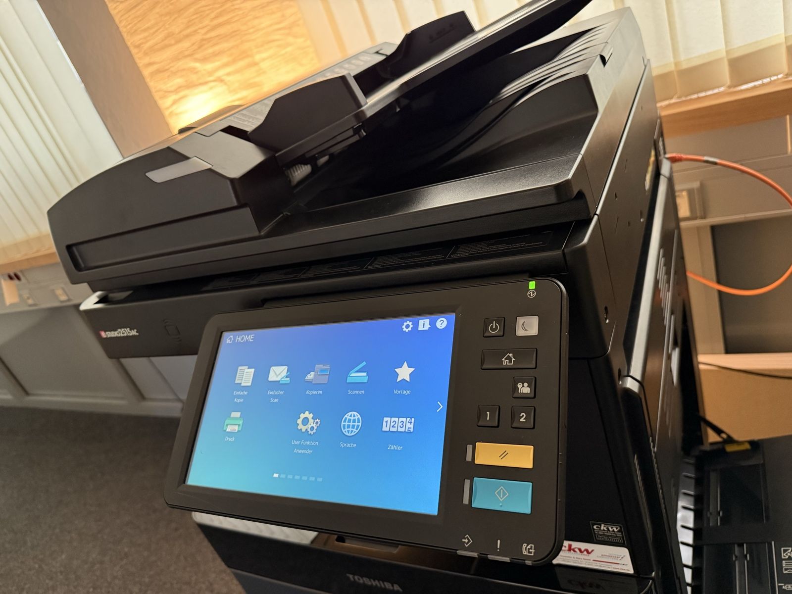 Multifunktionsdrucker mit Scanner und Touch-Display